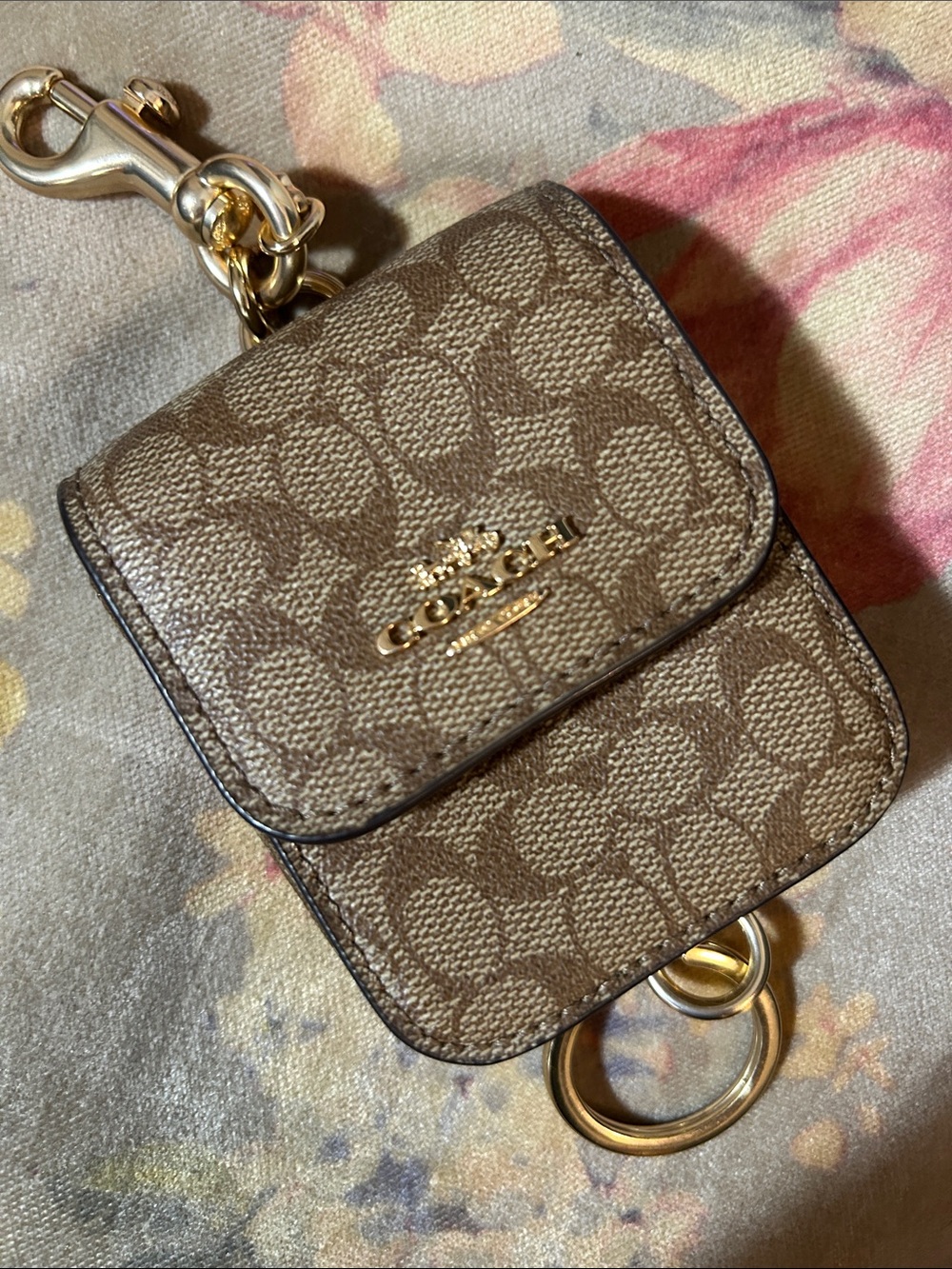 Coach Brown Signature Canvas Earbud Charging Case Pouch and Keyring - Picture 2 of 5